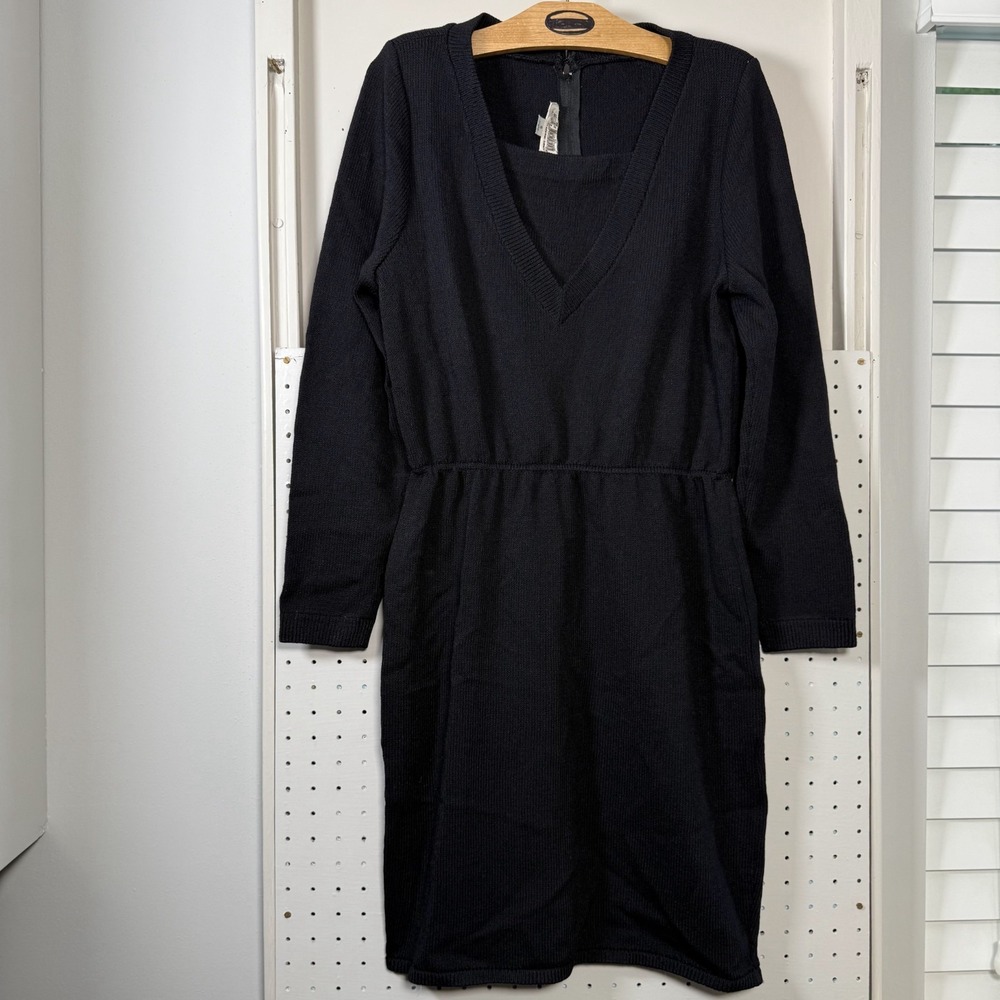 St. John Sweater Dress Women's Size 8 Black Vtg Elastic Waist V Neck Back Zip